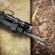 Latarka Olight Warrior X 3; 2500 lumenów - 9