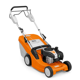 STIHL RM 443 T z napędem; moc 2,8KM; szerokość koszenia 41cm