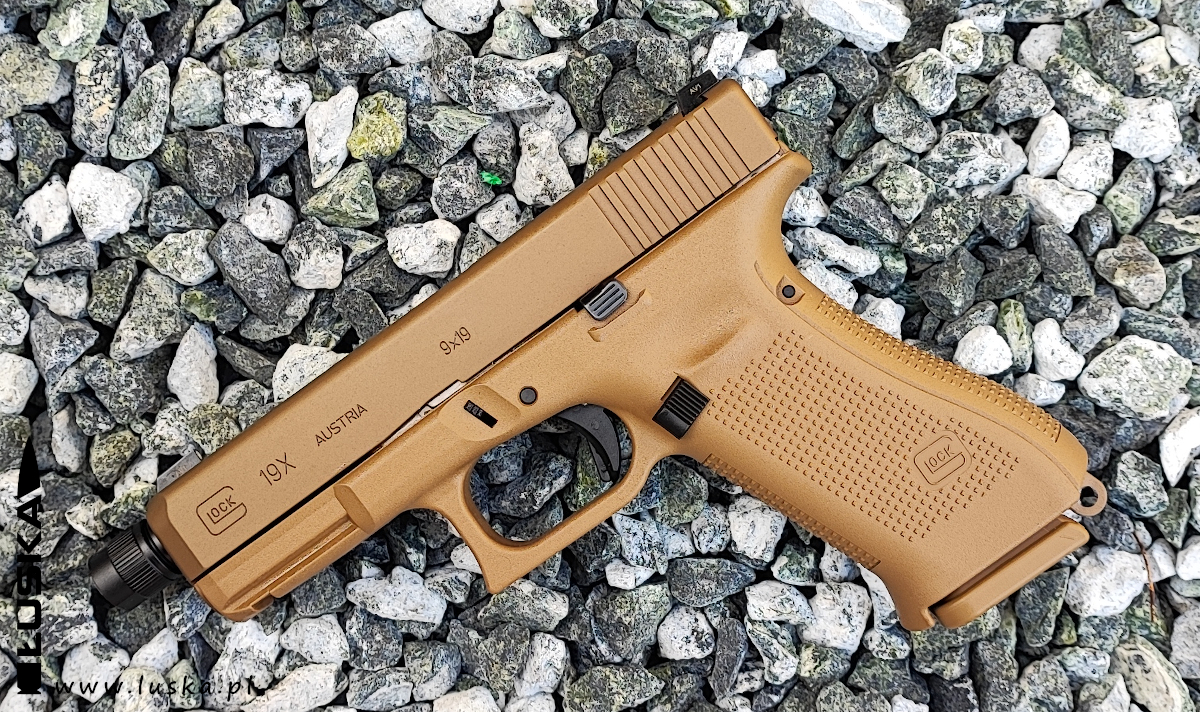 GLOCK 19 X COYOTE MT 13,5x1