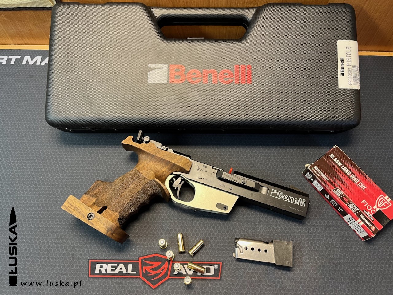 Blog o broni palnej i nie tylko - Custom Gun cz.12 Benelli MP90 World Cup