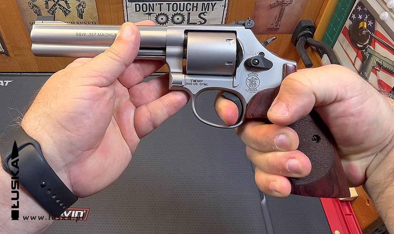 Blog o broni i nie tylko - Custom Gun cz.17 - Rewolwer S&W 686 .357 Magnum