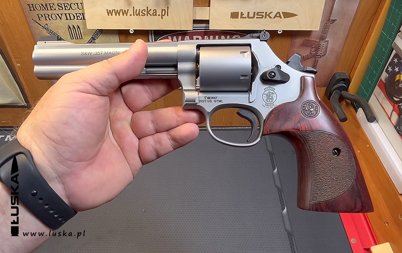 Blog o broni i nie tylko - Custom Gun cz.17 - Rewolwer S&W 686 .357 Magnum