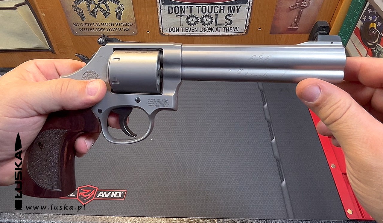 Blog o broni i nie tylko - Custom Gun cz.17 - Rewolwer S&W 686 .357 Magnum