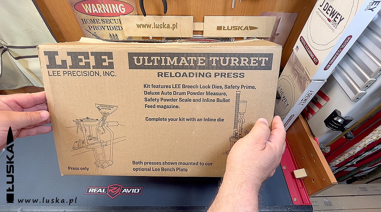 Blog o broni palnej i nie tylko - Prasa progresywna Lee Ultimate Turret Press