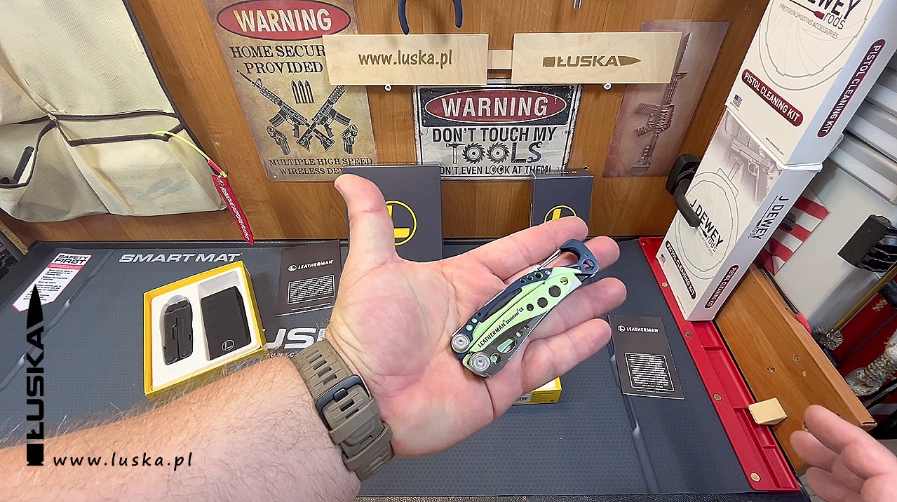 Blog o broni palnej i nie tylko - Multitoole Leatherman cz.2 - Skeletool CX i Super Tool 300