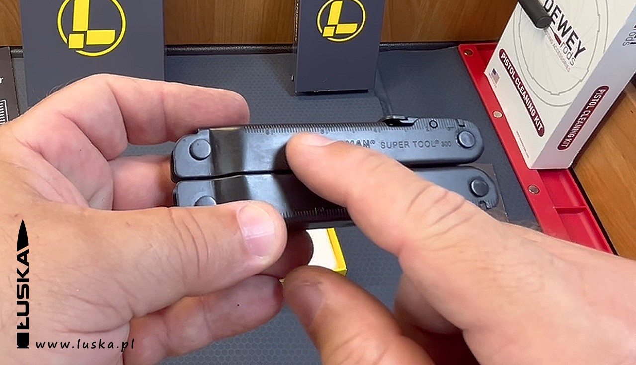 Blog o broni palnej i nie tylko - Multitoole Leatherman cz.2 - Skeletool CX i Super Tool 300