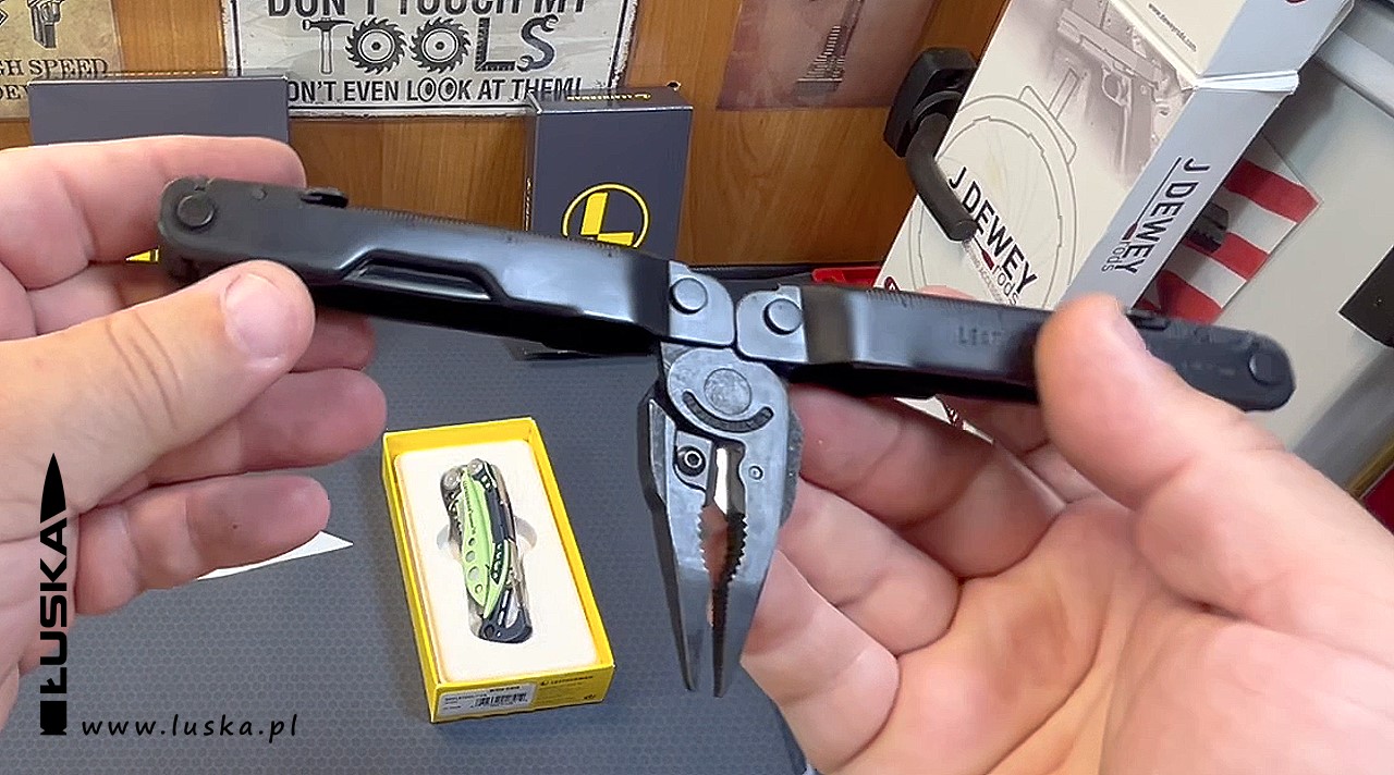 Blog o broni palnej i nie tylko - Multitoole Leatherman cz.2 - Skeletool CX i Super Tool 300