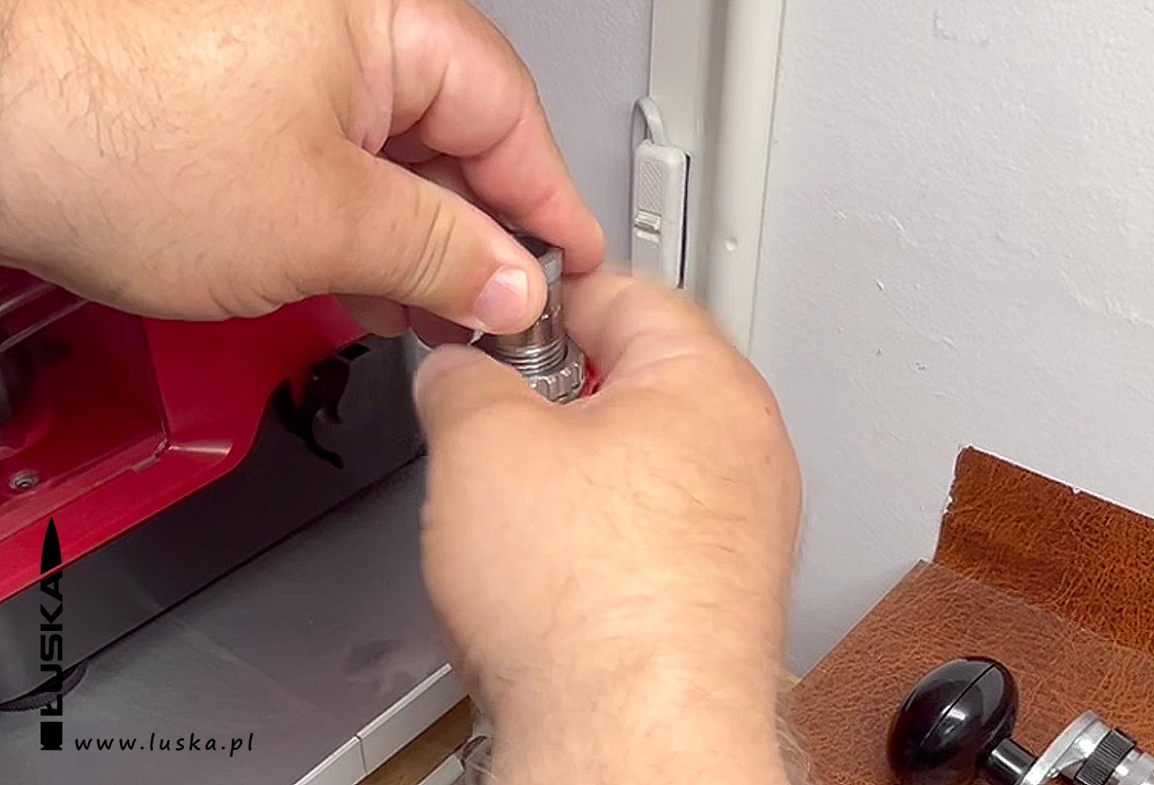 Blog o broni palnej i nie tylko - Narzędzia do skracania łusek Lee Deluxe Quick Trim i Lee Deluxe Power Quick Trim