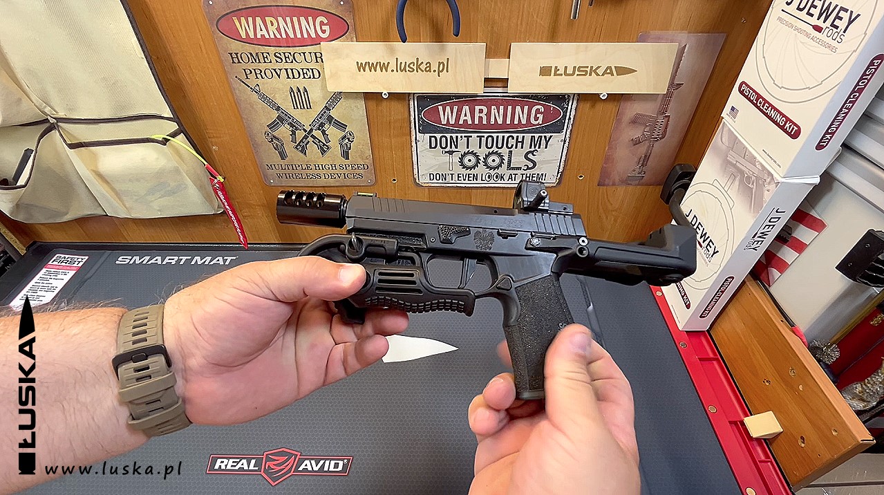 Blog o broni palnej i nie tylko - Custom Gun cz.25 - Hybrydowy Sig Sauer P322 PCX