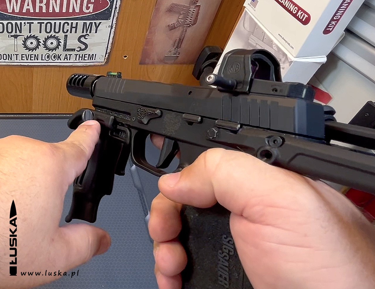 Blog o broni palnej i nie tylko - Custom Gun cz.25 - Hybrydowy Sig Sauer P322 PCX