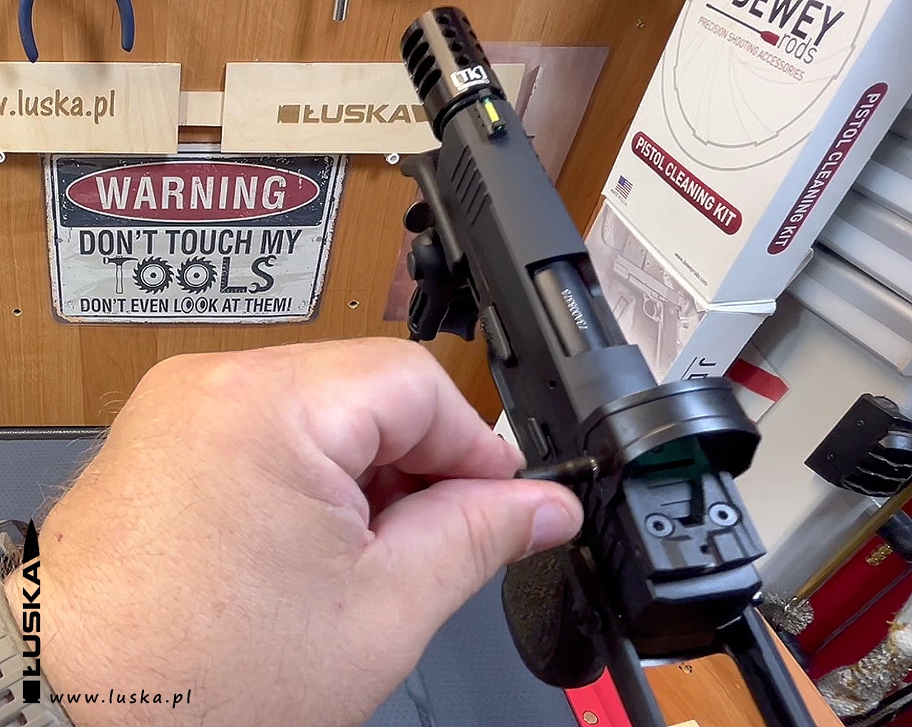 Blog o broni palnej i nie tylko - Custom Gun cz.25 - Hybrydowy Sig Sauer P322 PCX