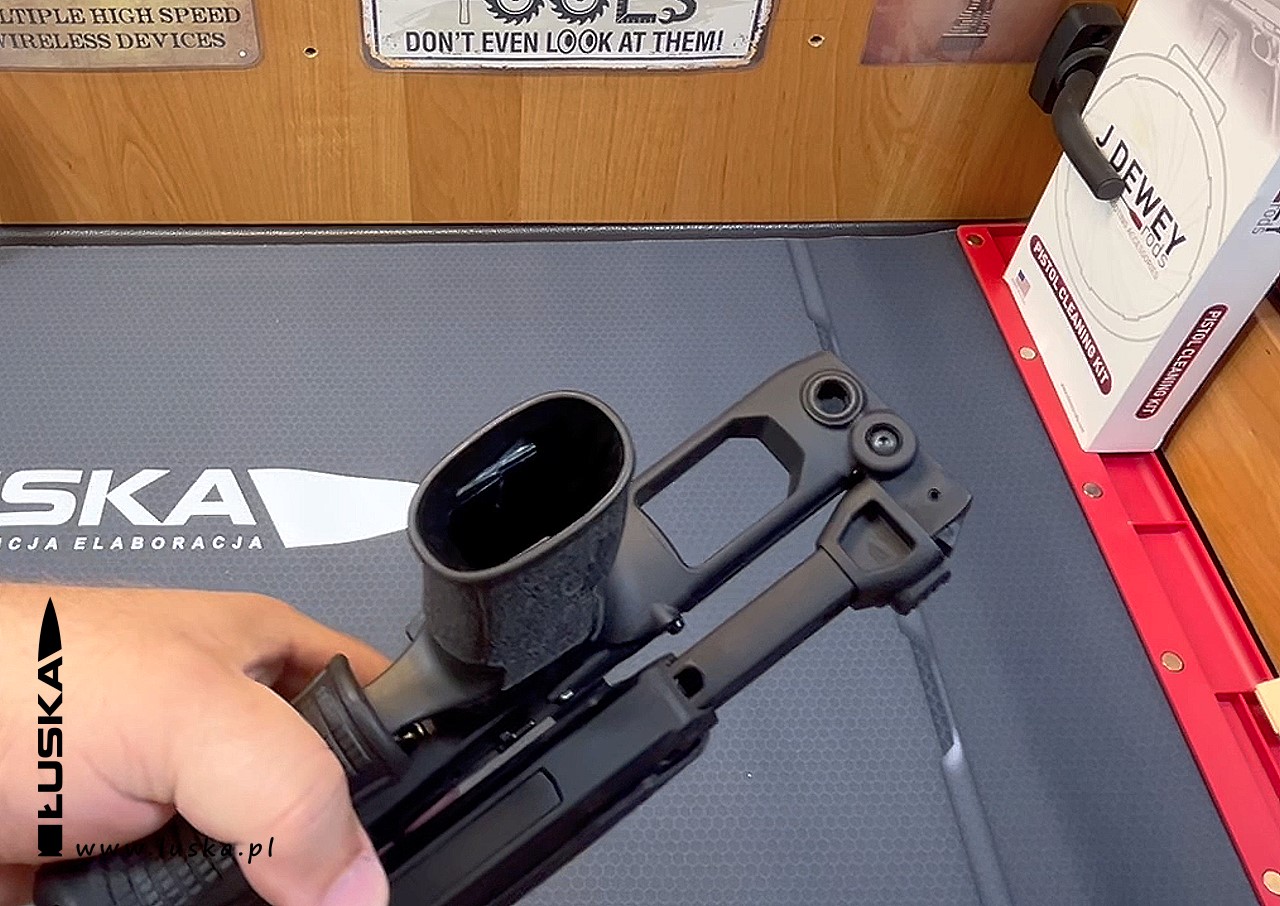 Blog o broni palnej i nie tylko - Custom Gun cz.25 - Hybrydowy Sig Sauer P322 PCX