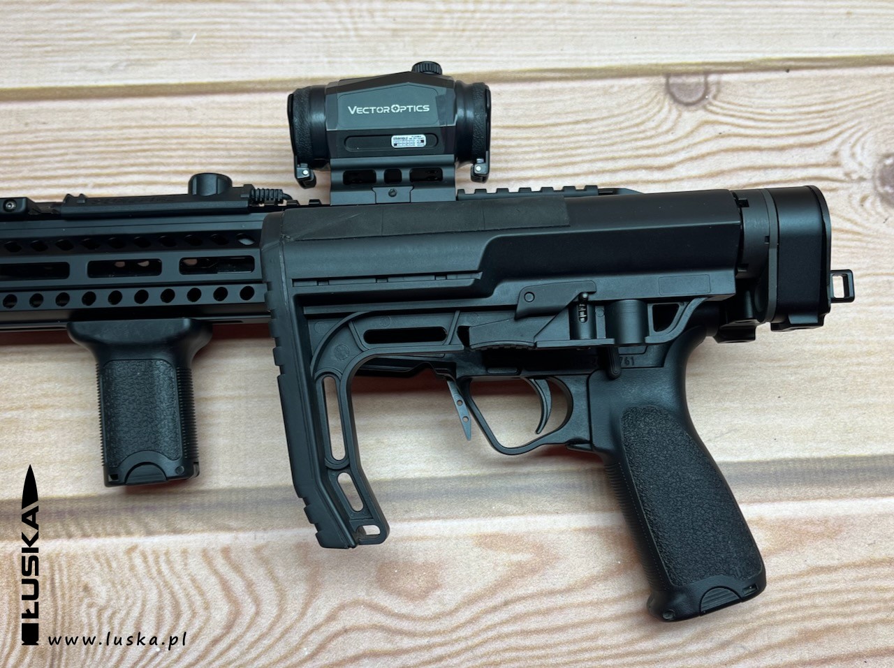 Custom gun. Część 2 - POF REBEL