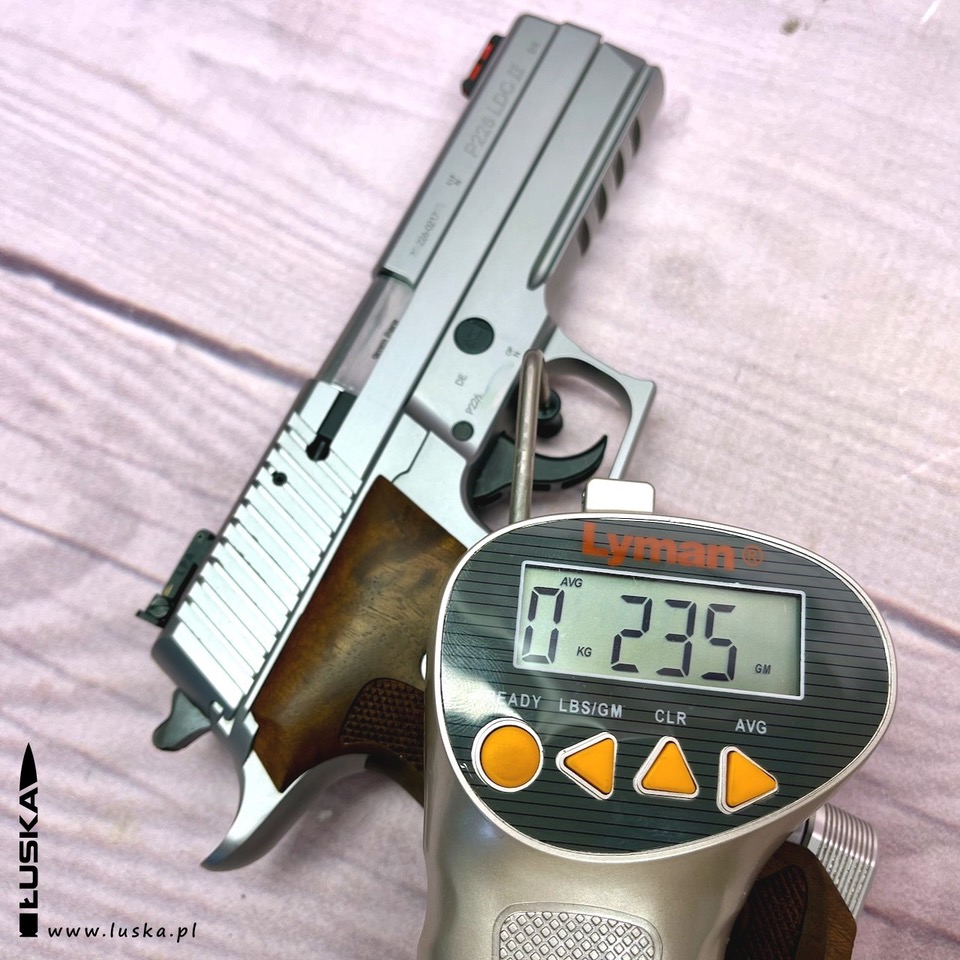 luska.pl - blog o broni - Sig Sauer P226