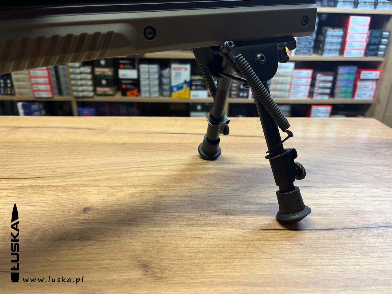 luska.pl - blog o broni - bipod Harris na karabinie Tikka T1X w osadzie Oryx