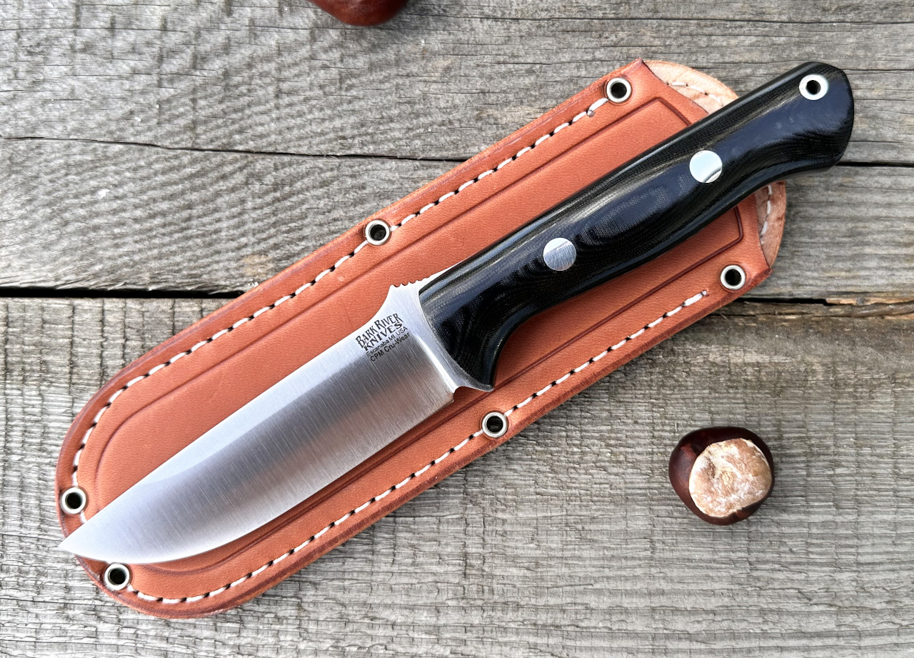 Nóż Bark River - Bravo 1, stal CPM Cru-Wear, okładziny Black Canvas Micarta