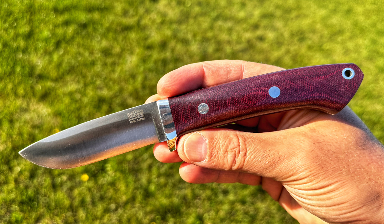 Nóż Bark River - Classic Drop Point Hunter, stal CPM S45VN, okładziny Burgundy Canvas Micarta