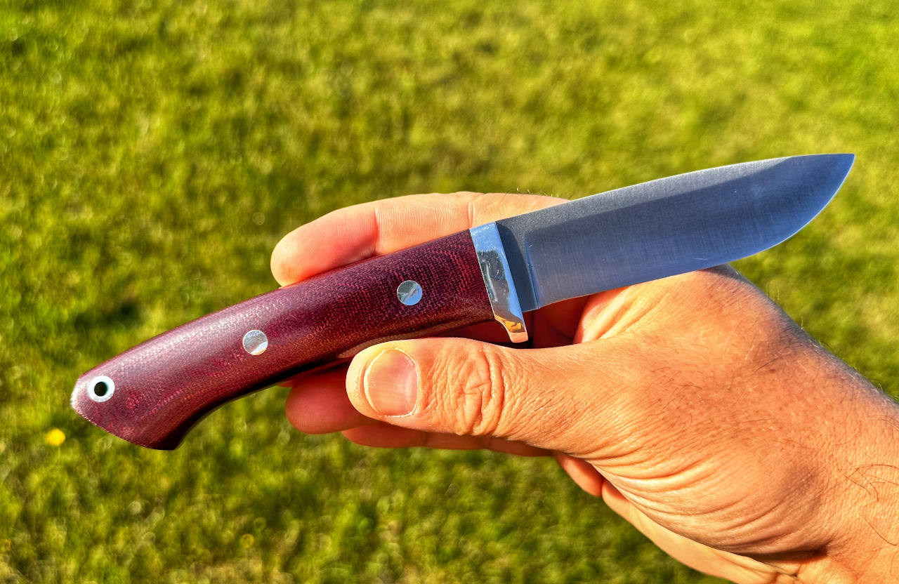 Nóż Bark River - Classic Drop Point Hunter, stal CPM S45VN, okładziny Burgundy Canvas Micarta