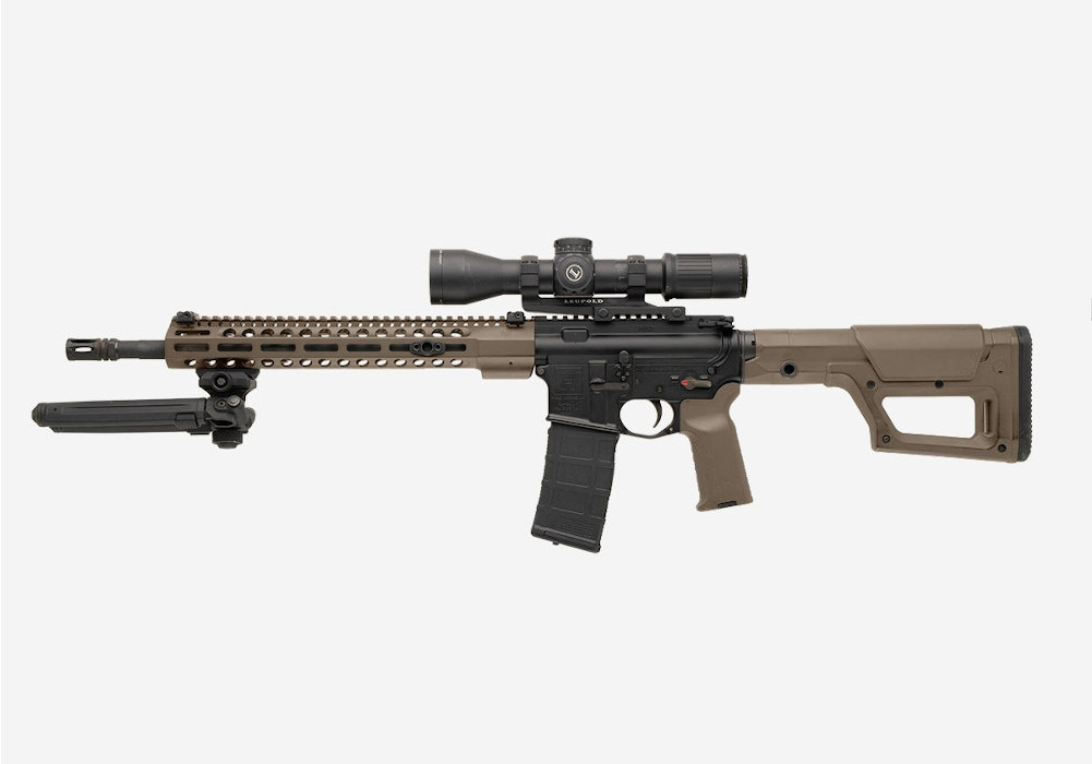 Magpul - karabinek wyposażony w kolbę PRS Lite FDE do AR15 / AR10 / M4