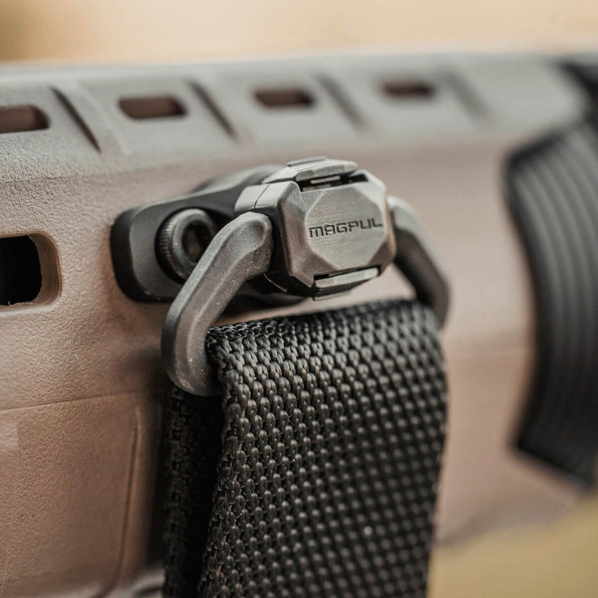 Magpul - ucho zawieszenia QDM (Quick Disconnect Sling Mount)