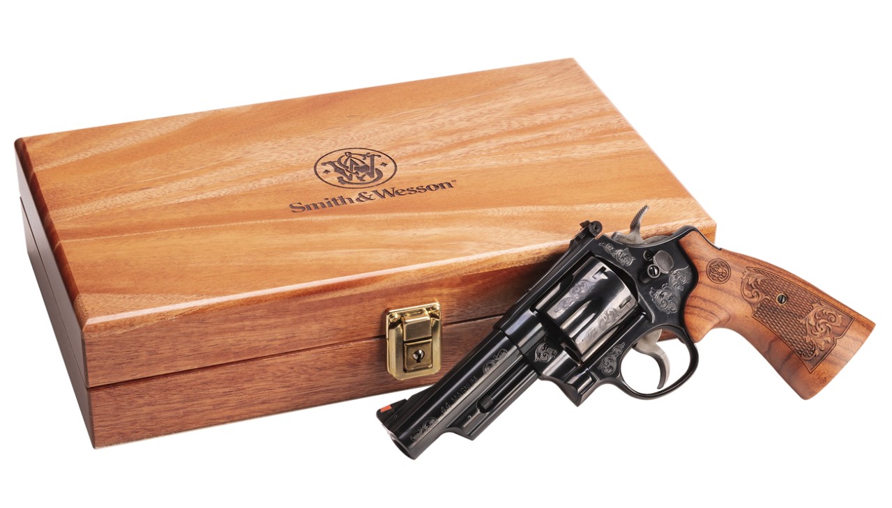 Rewolwer Smith&Wesson 29 Grawerowany 4 cale .44 Magnum