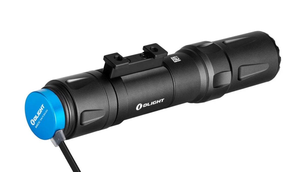 Latarka Olight ODIN z montażem; do karabinu; 2000 lumenów